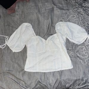 Abercrombie Sweetheart Neck Puff Sleeve Top